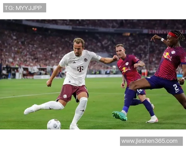 拜仁客战轻取不伦瑞克,德甲头名稳坐领先优势 拜仁客战轻取不伦瑞克,德甲头名稳坐领先优势